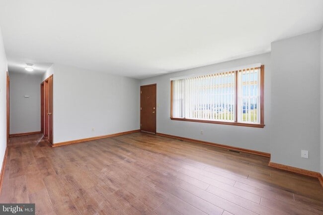 4015 Jefferson Pike