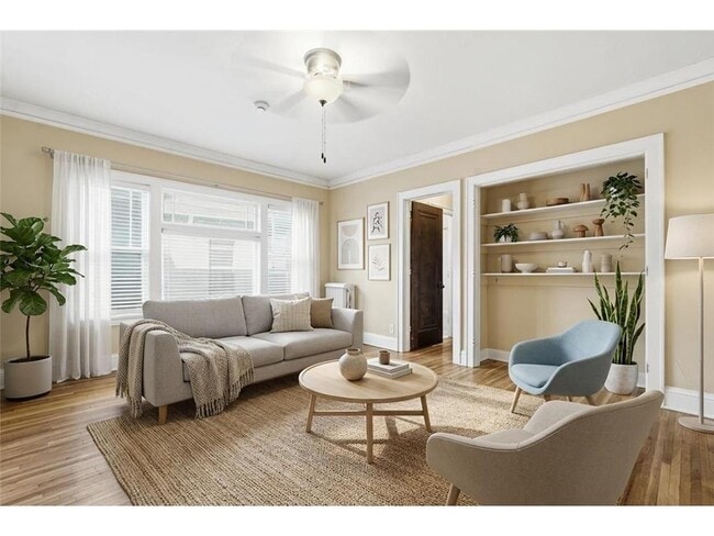 Building Photo - 2545 Garfield Ave Unit 24