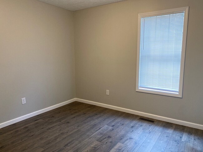 Photo - 231 McGee Loop