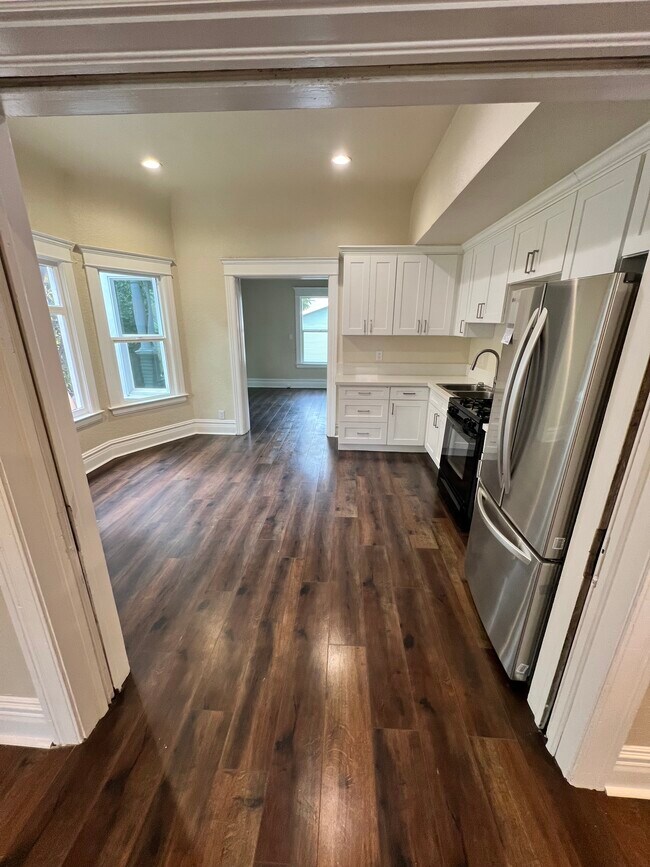 Photo - 212 S Orange Ave