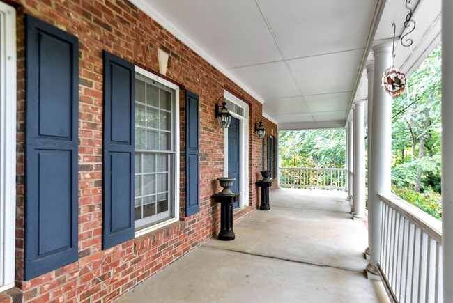 Photo - Large, beautiful home in Oconee!