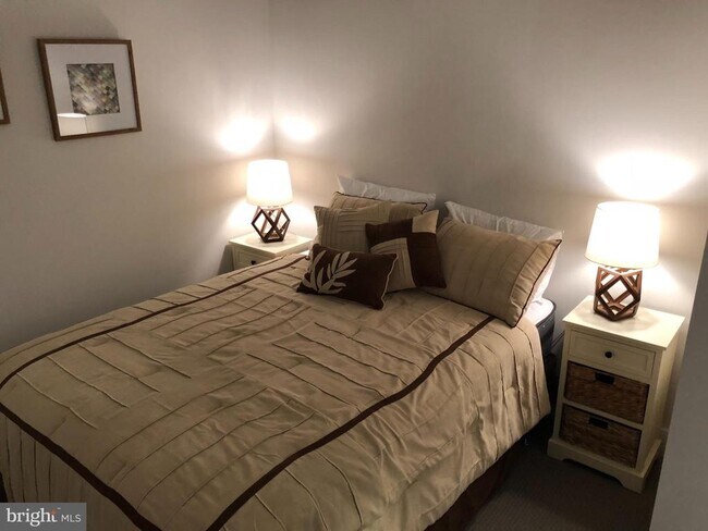 Photo - 525 Water St SW Unit 308