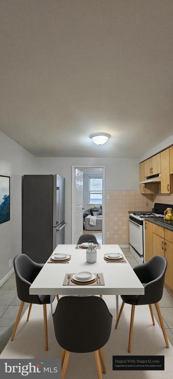 Photo - 354 Devereaux Ave