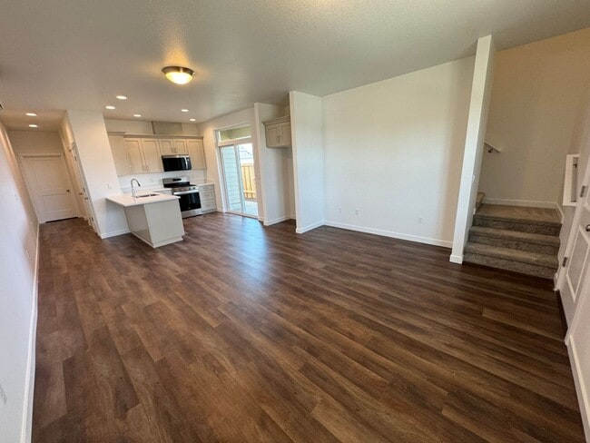 Photo - 1426 SE Hankel St