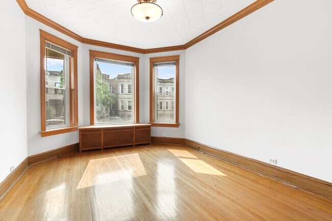 Photo - 2630 N Sacramento Ave Unit 1