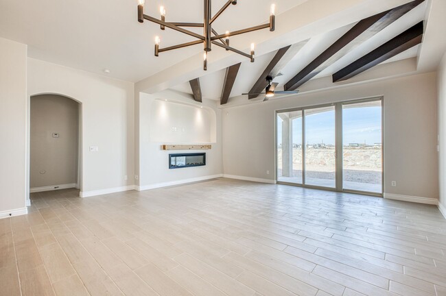 Photo - Beautiful East side House 4 bed-2.5 baths, part of The Club that includes Swimming Pool, Gym, Ten...