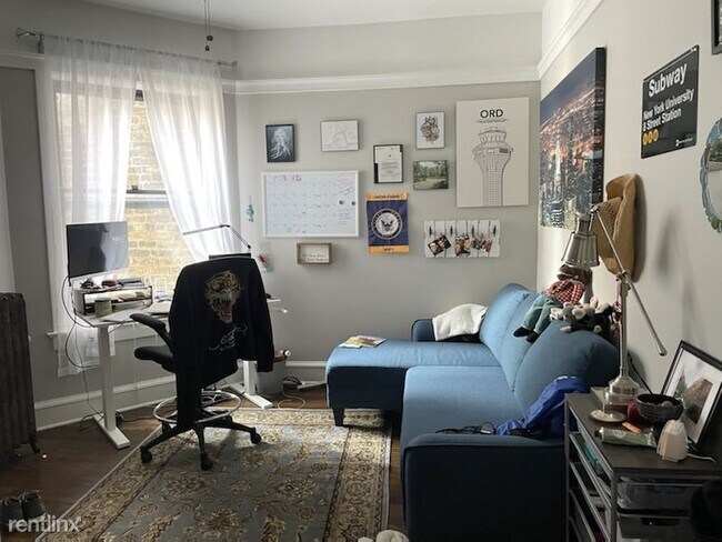 Photo - 2 br, 2 bath Condo - 3741 N Pine Grove Ave