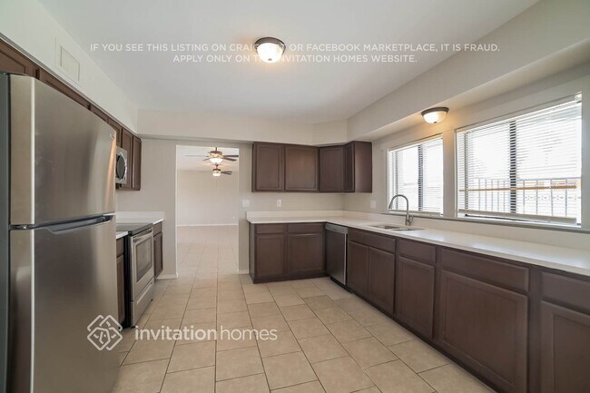 Photo - 6440 W Windsor Blvd