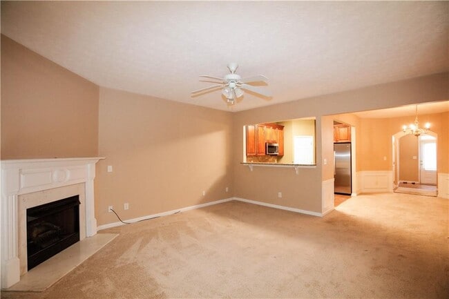 Photo - 3875 Dandridge Way NW