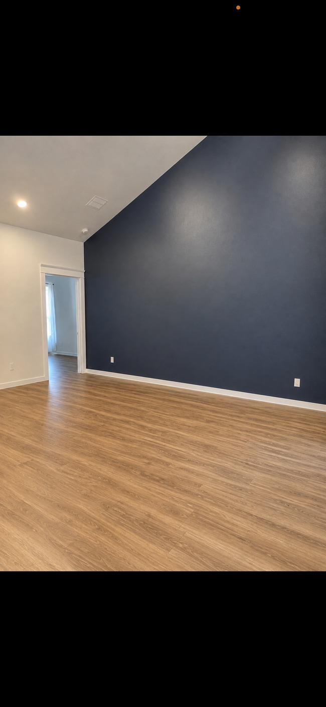 Photo - 1679 Pickens Cir