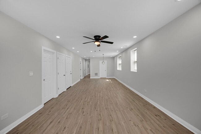 Photo - 6807 S Paulina St