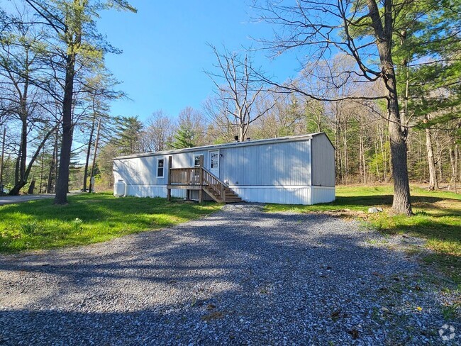 Building Photo - 2 Bedroom Trailer For Rent in Clearfield Rental