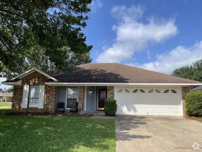 Front of the house - 5606 Hollyhock Ln Rental