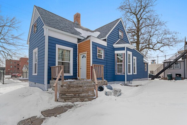 Photo - 111 S Vine St