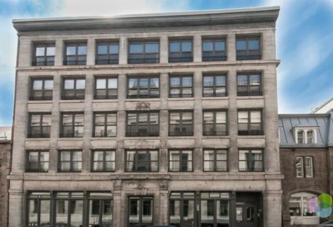 Heritage Building - 442 Saint-Gabriel Unit 304