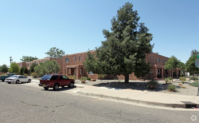 Ridgecrest Apartments - Ridgecrest Apartments
