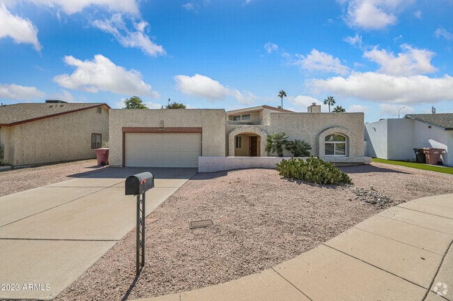 Building Photo - 7725 E Rovey Ave Rental
