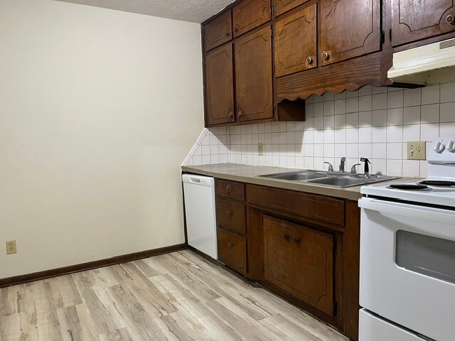 541 N Belview Ave Unit C