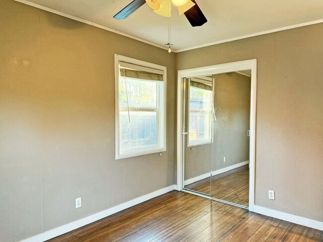 Photo - 1521-1523 Talmage Ct Unit 1521