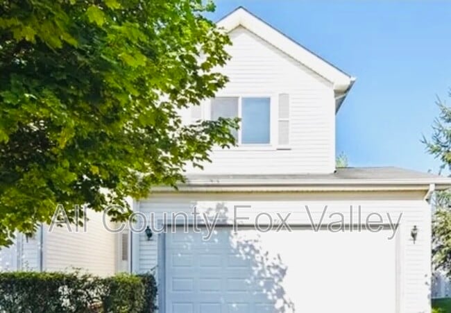 Building Photo - 7160 Center Ave