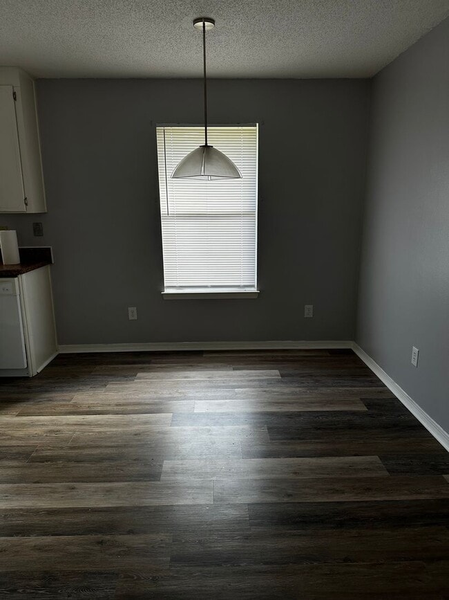 Photo - Country Living