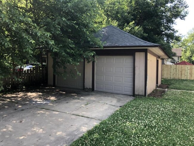 Photo - 21 N Channing St