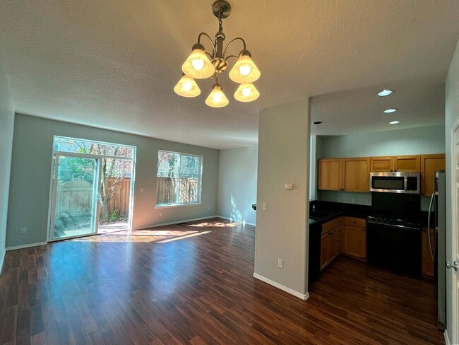 Photo - Elegant Arbor Townhome with Open Kitchen, W/D, Patio, and Soaking Tub