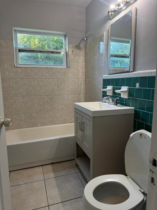 Photo - 1507 Coronado Ave