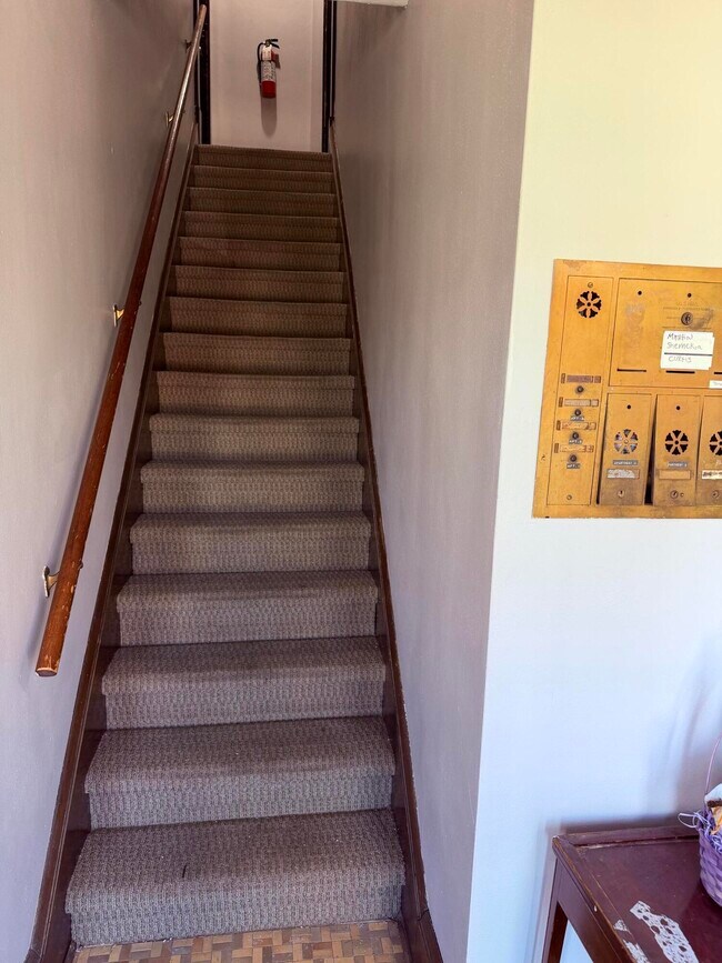 Photo - 1527 Hayes Avenue