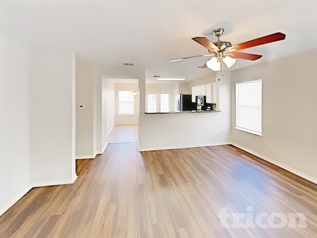 Photo - 4604 Palm Ridge Dr