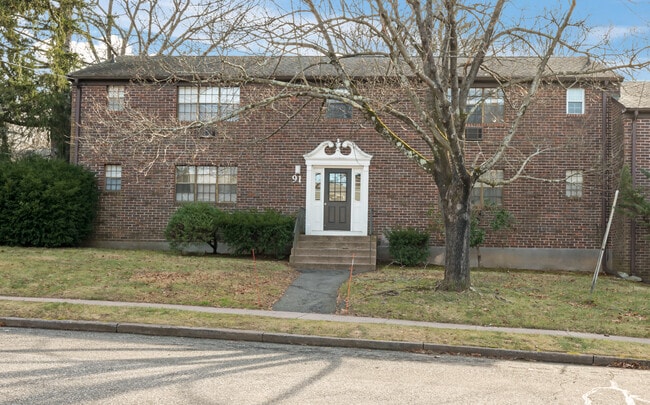 Photo - 96 Sycamore Ln Unidad D