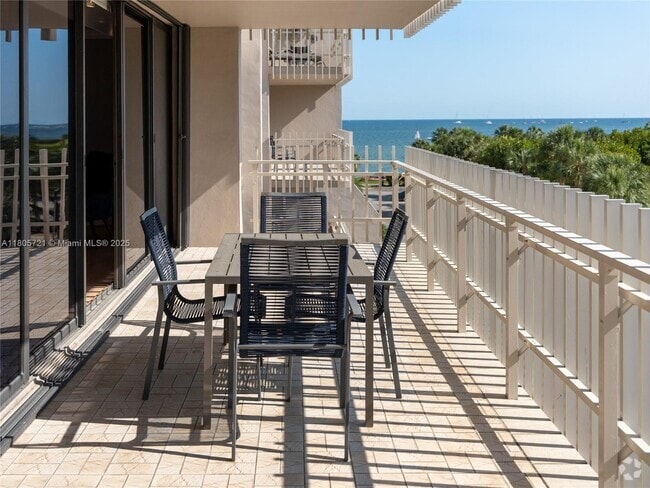Building Photo - 1 Grove Isle Dr Unit A310 Rental
