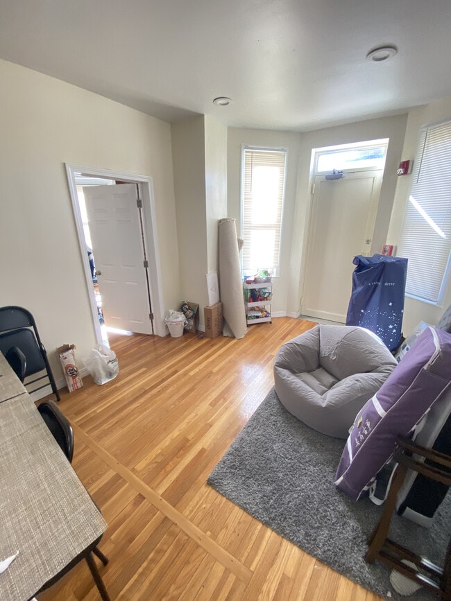 Photo - 25 Aberdeen St Unit 11