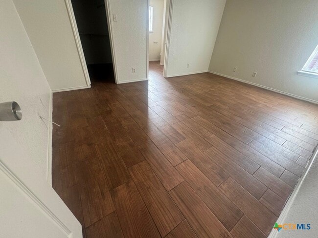 Photo - 3804 Captain Dr