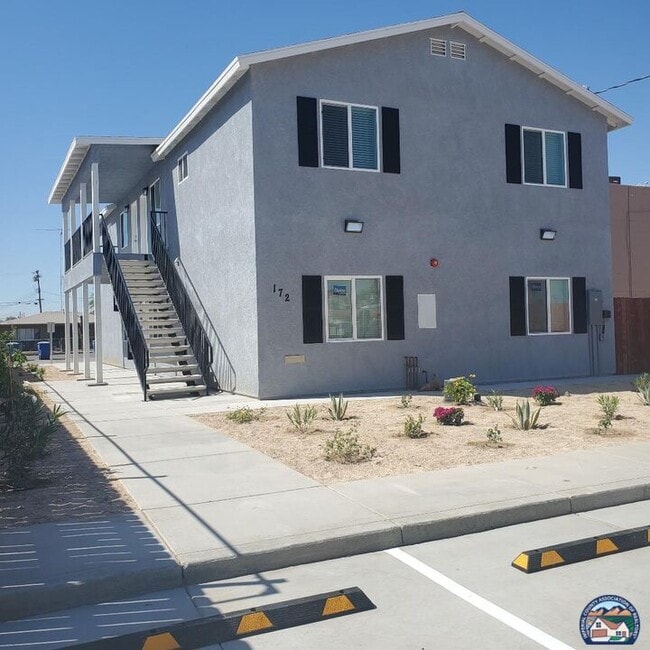 Building Photo - 172 W Alamo St Unit C & D