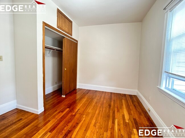 Photo - 62 Boyd St