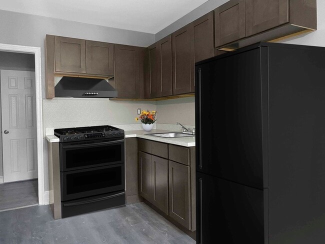 Photo - Oxford Gardens managed by Silverstone Prop...