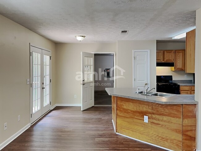 Photo - 7114 Hillcrest Chase Dr