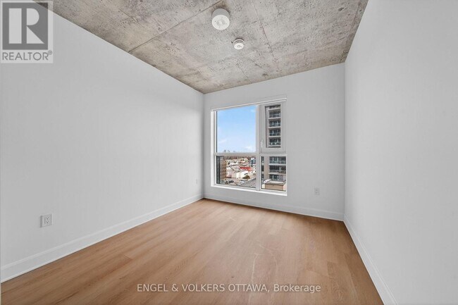 Photo - 1360 Carling Ave Unit 2307