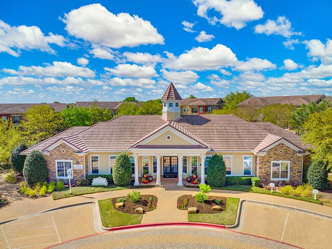 Building Photo - MAA Cedar Park Rental