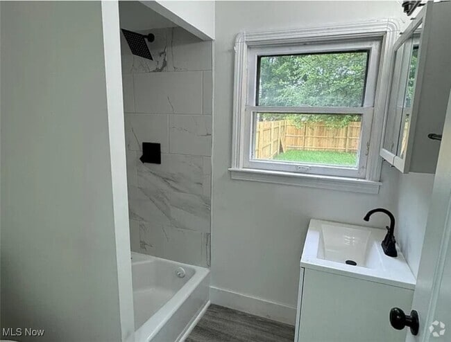 Building Photo - 7845 Emery Cir Rental