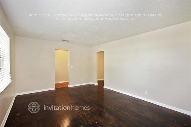 Photo - 108 NE 22nd St