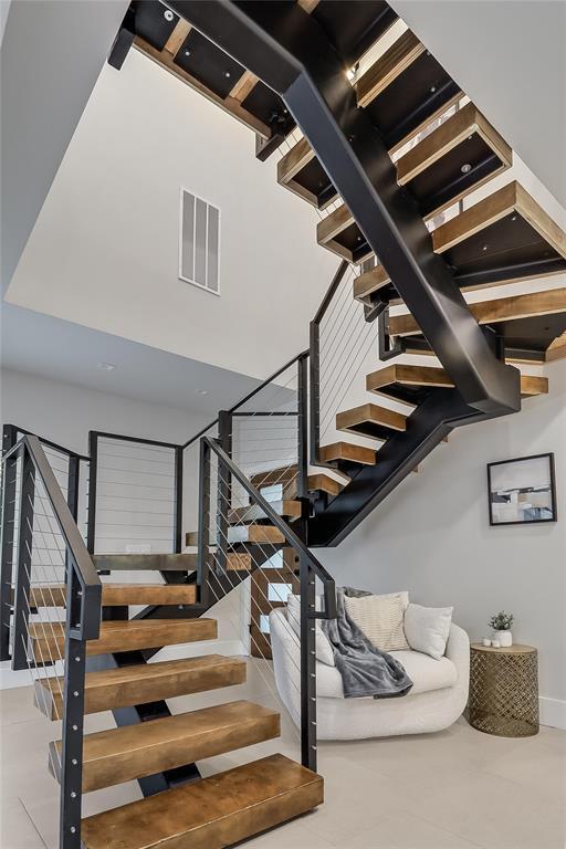 Photo - 1111 W Annie St