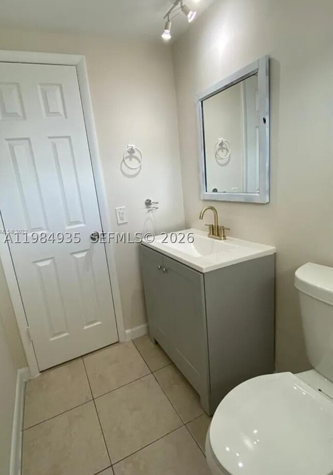 Photo - 1600 NE 114th St Unit 104