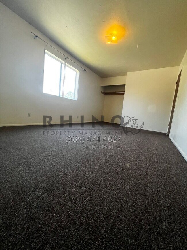 Photo - 475 N 1465 W