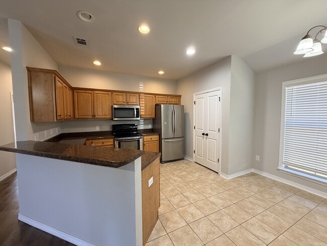 Photo - 8981 Spring Grove S