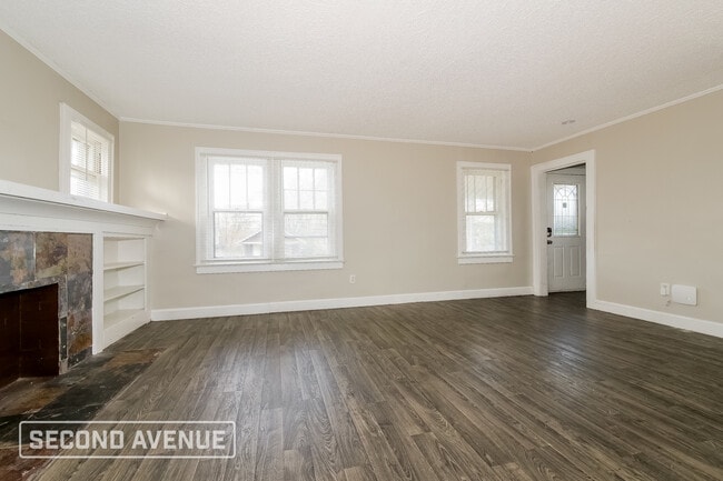 Photo - 4931 Woodland Ave