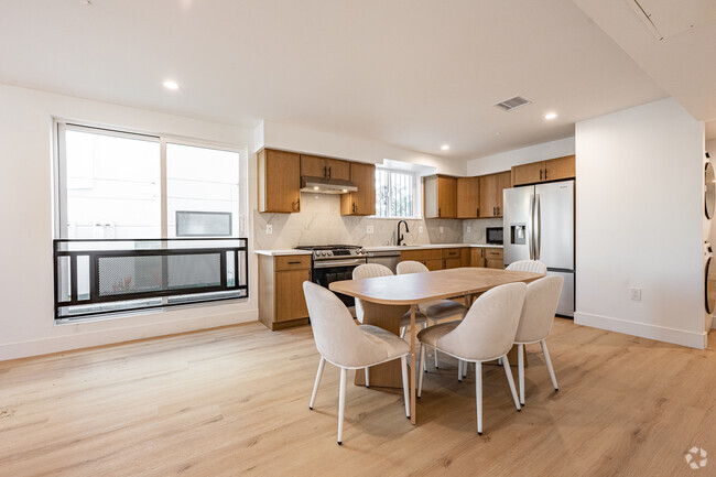 Interior Photo - 1204 W 37th Dr