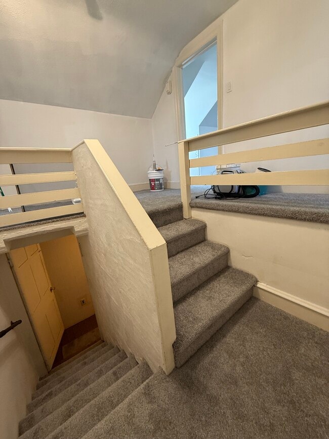 Photo - 700 Hedgerow Dr Unit 2 bedroom 3rd floor