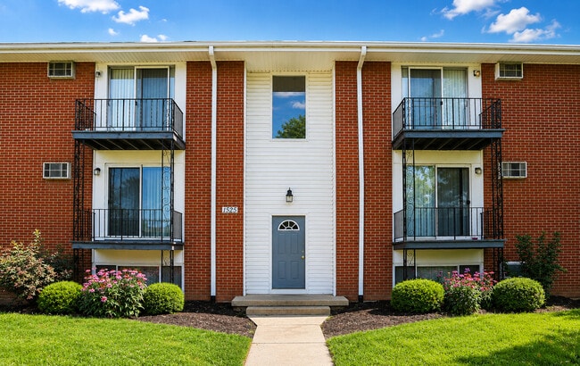 Building Photo - Miamisburg Estates II